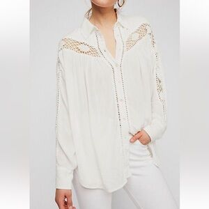 Free People Katie Bird White Lace Inlet long sleeve button down top size XS